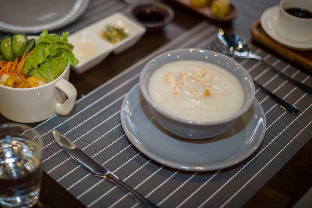 Chotana Villa Hotel Chiang Mai Bagian luar foto