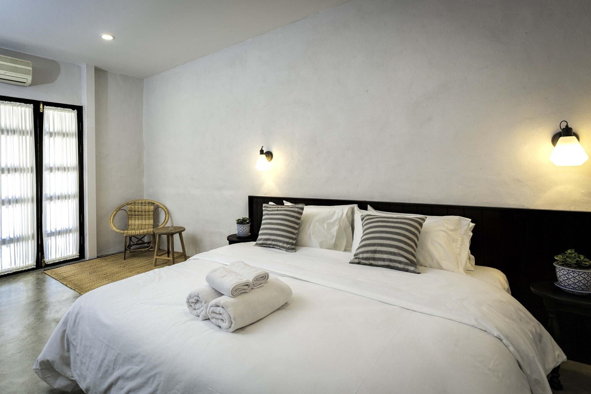 Chotana Villa Hotel Chiang Mai Bagian luar foto