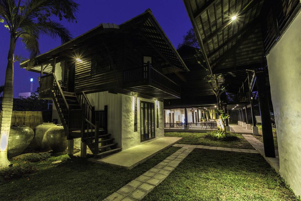 Chotana Villa Hotel Chiang Mai Bagian luar foto